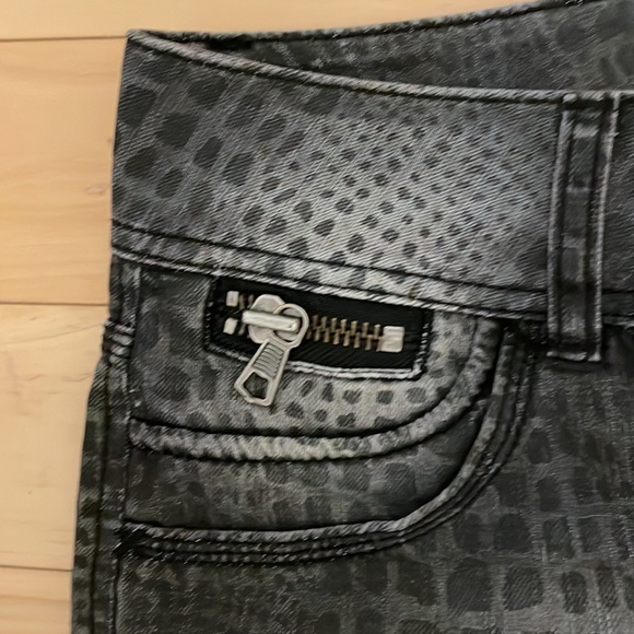 TRF Denim Luxury sexy mini skirt - Picture 3 of 4